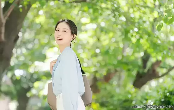 夏に蒸れるマスク、『冷感スプレー』使ってOK？　小林製薬が教える“暑さ対策”
