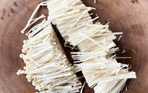 キノコ2種あったら作って！　味つけは『大さじ3杯』15分で作る“簡単おかず”レシピ