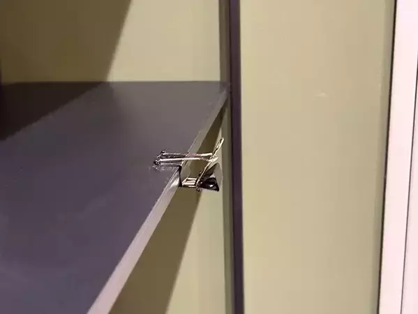 ダブルクリップを円形に並べて…　できたものがデスクで活躍！