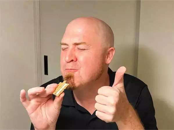 「日本人は当たり前に食べてるの？」　アメリカ人がコンビニで何度もリピートするチョコ菓子3選！