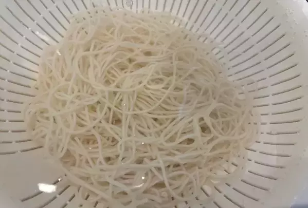 そうめんのつゆに『小さじ１杯ずつ』　コクと刺激を加えたアレンジに「定番にしたい」