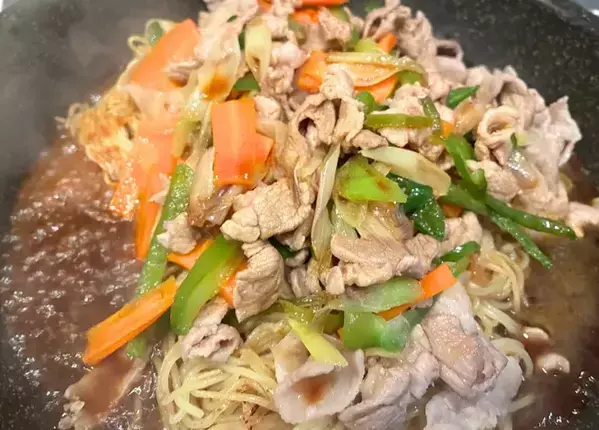 焼きそばの麺は『ほぐさず焼く』 仕上がりに驚き「専門店の味みたい」