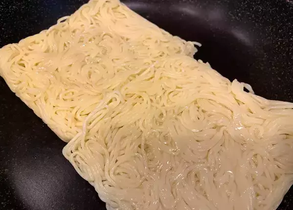 焼きそばの麺は『ほぐさず焼く』 仕上がりに驚き「専門店の味みたい」