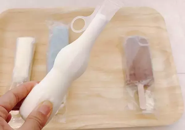水筒に『保冷剤』とアイスを入れて放置　5時間後の結果に「これはすごい」