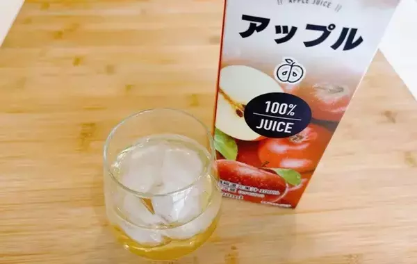パイナップルの『芯』の思わぬ活用法　リンゴジュースで煮るだけで「本格トロピカル」「夏にぴったり！」
