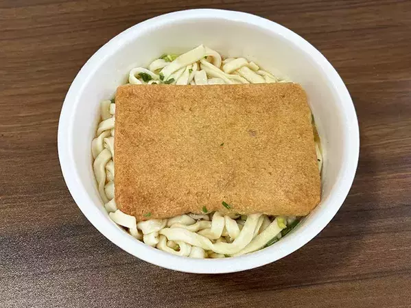 カップうどんに水を注いで1時間　夏や災害時に助かる『お湯なし調理法』がこちら