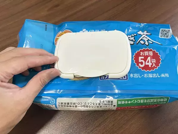麦茶袋に100均の『蓋』を貼る　1分で試せる便利な方法で「ストレス解決」