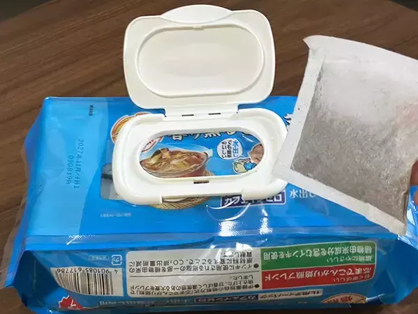 麦茶袋に100均の『蓋』を貼る　1分で試せる便利な方法で「ストレス解決」