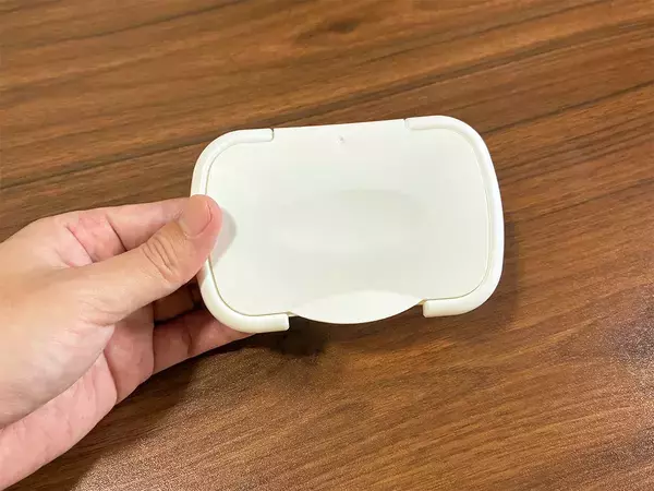 麦茶袋に100均の『蓋』を貼る　1分で試せる便利な方法で「ストレス解決」