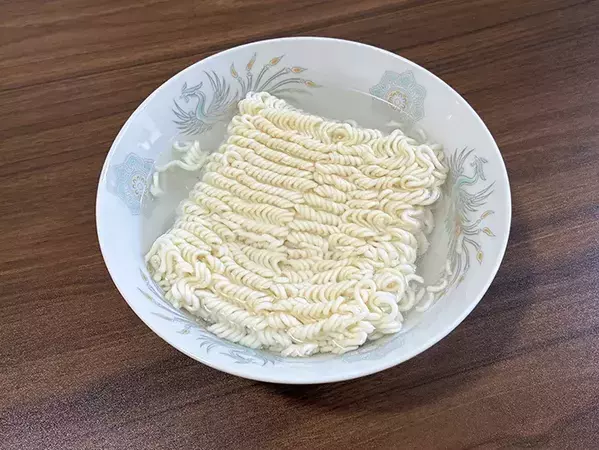 袋麺を水だけで『30分調理』　災害時に役立つ便利な方法が、タメになる