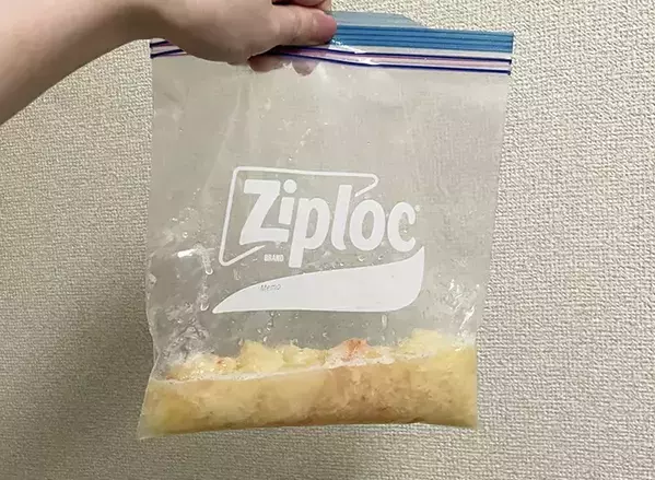 ジッパー袋に桃とミルクティーを入れて…　4時間後に「いい香り」「上品な味」