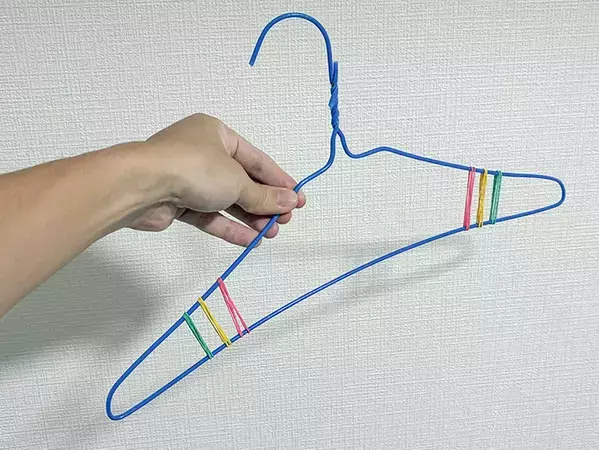 ハンガーに輪ゴム『6本』を巻いて…　洗濯に使うと「ストレスが解決！」