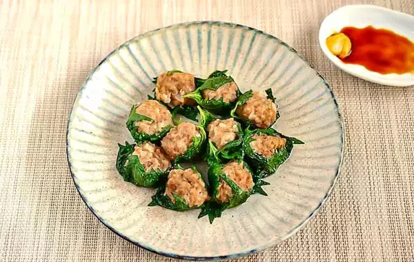 豚ひき肉を包んだのは？　管理栄養士のアイデアおかずに「さっぱりしてヘルシー」