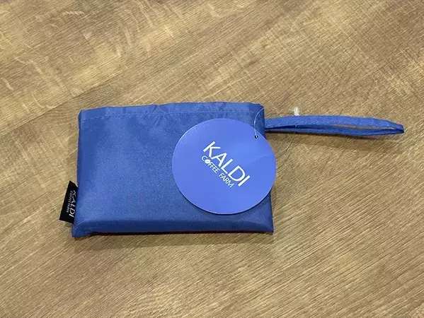 【カルディ】350円のエコバッグが便利！　手洗い可能で「コスパ抜群」