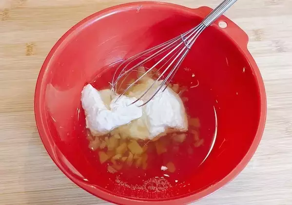 フルーチェに『水切りヨーグルト』を混ぜてみて　完成した『濃厚スイーツ』に驚き