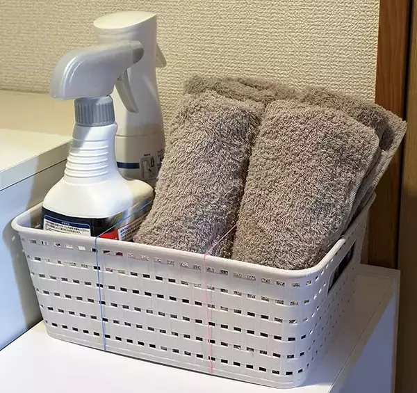 バスケットに輪ゴムを掛けると？　すぐに試せる収納術が、こちら