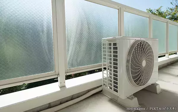 エアコンの室外機、上に物置いてない？　ダイキンが教える電気代節約のポイント