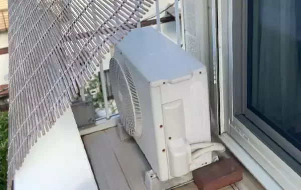 エアコンの室外機、上に物置いてない？　ダイキンが教える電気代節約のポイント