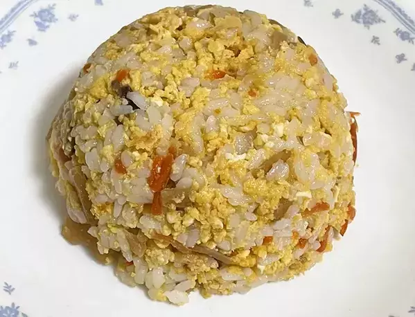『ちらし寿司』焼いてみた！　チャーハン風アレンジに「あっという間に完食」
