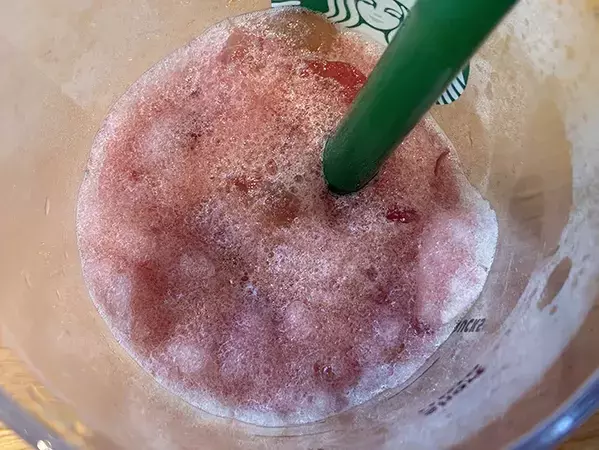 【レビュー】スタバの新作飲んでみた！　夏に合うシャリシャリ食感が「ご褒美にピッタリ」