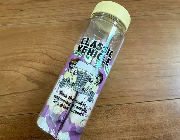 ダイソーで買った『ドリンクボトル』の活用術　中が見えるのを利用して？