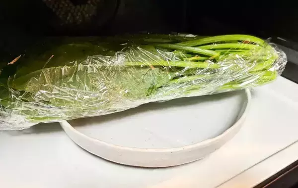 レンチンで作るカボチャの副菜　食べた夫が「これはウマい！」