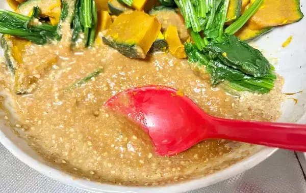 レンチンで作るカボチャの副菜　食べた夫が「これはウマい！」