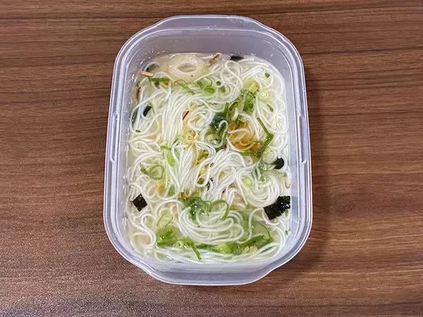 そうめん1束を500Wレンジでチン！　手順4つで作れる10分レシピが「絶品！」