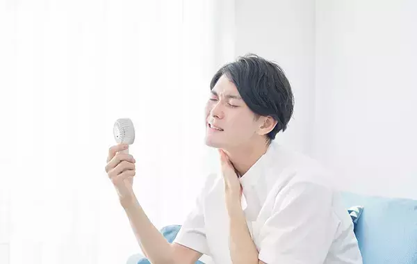 ハンディファン、顔に当てるよりも？　涼しくなる使い方をメーカーに聞いた