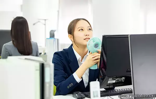 ハンディファン、顔に当てるよりも？　涼しくなる使い方をメーカーに聞いた