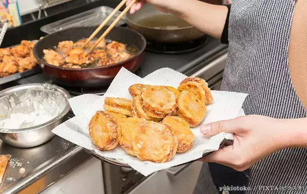 キッチンペーパー、電子レンジ掃除にもOK？　メーカーに“正しい使い方”を聞いた