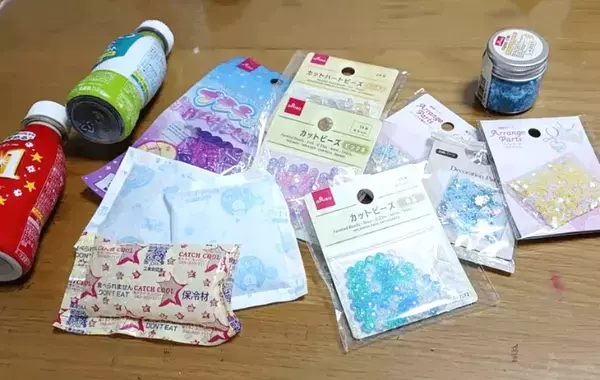 たまった保冷剤の『中身』を使う！　意外な活用法に「捨てなくてよかった」「夏にピッタリ」