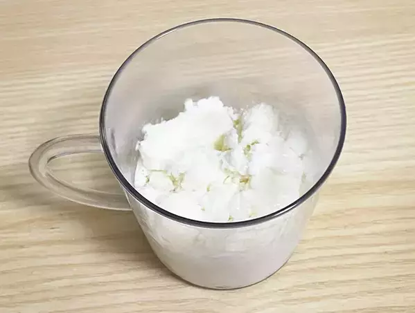 フローズンヨーグルト×コーヒー　暑い日にピッタリなドリンクに「相性抜群」「シャリシャリ食感」