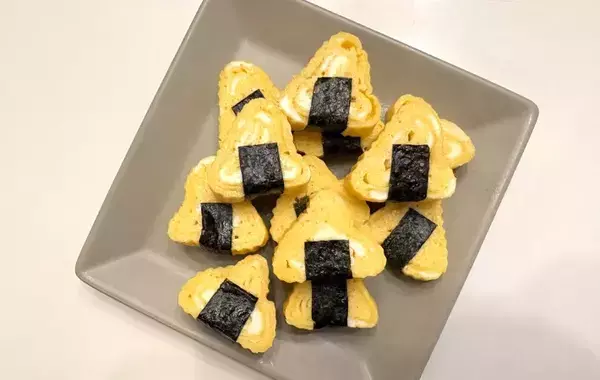 高校生息子が「この玉子焼き、どうやったの？」　焼きたてを巻き簾にのせて？