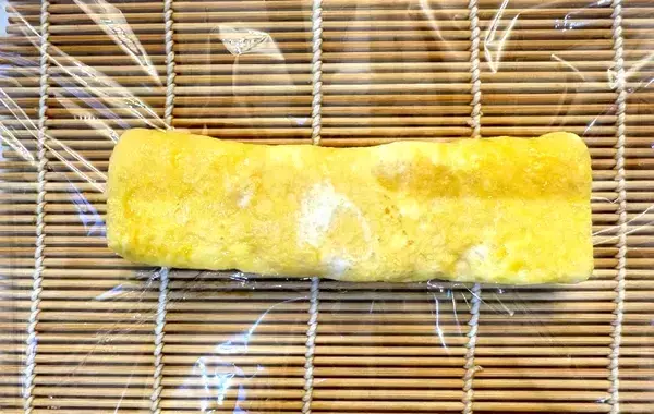 高校生息子が「この玉子焼き、どうやったの？」　焼きたてを巻き簾にのせて？