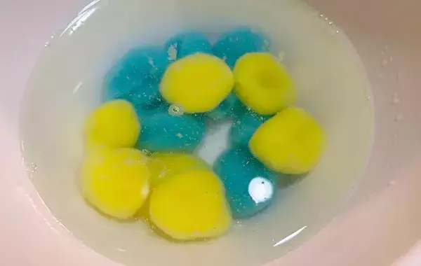 夏が終わると使わない『かき氷シロップ』　消費する方法に「子供が喜ぶ」