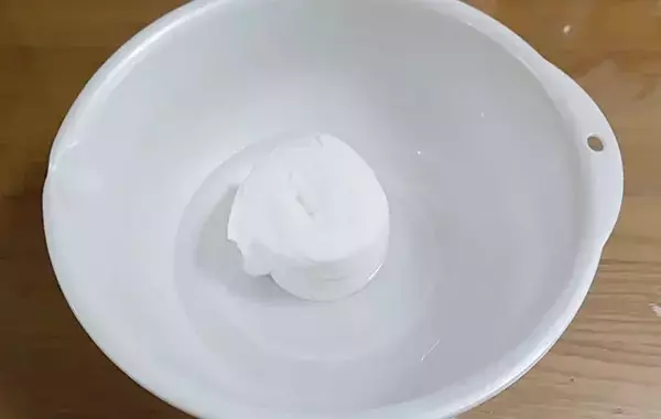 ダイソーで見つけた『丸いグッズ』　水につけるだけで…「持ち歩きたい」「これは便利」