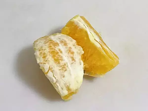 ちまちま切るのはもうやめた！　オレンジがパカッと開く切り方がこちら