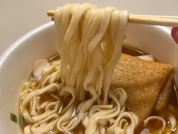 「カップ麺ってラーメンじゃないの？」　外国人が日本で食べてハマった、意外な一杯！