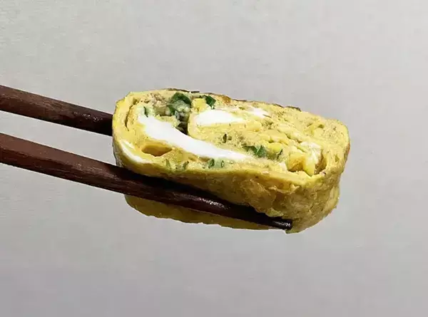 玉子焼きに混ぜてみて！　余りがちな調味料を入れたら「油の重たさを感じない」「食べやすい」