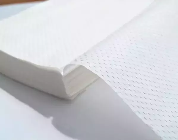 セリアの『洗顔タオル』が優秀すぎる！　活用術に「この発想はなかった」【活用法4選】