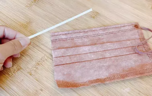 紙マスクの中に『大さじ2杯』入れてみて！　家中で活躍する「簡単リメイク術」を試した