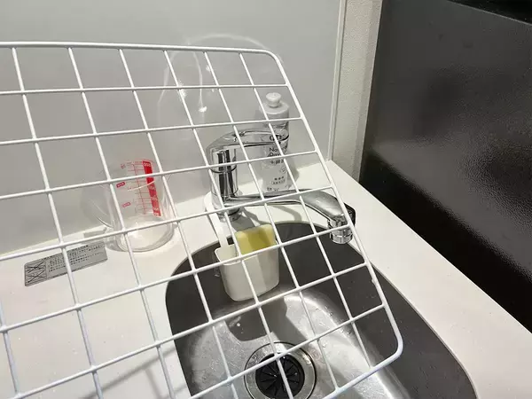 100均アイテムだけで、キッチンが快適！　1分で試せる便利な収納ワザ