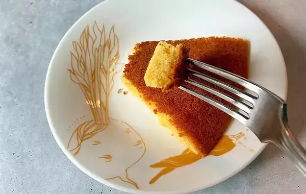 ホットケーキミックスに『大さじ2杯』と『大さじ3杯』　じっくり弱火で焼いていくと？