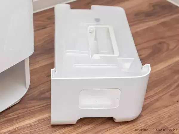 除湿機のタンクを洗う時、『食器用洗剤』はNG？　シャープに聞いた