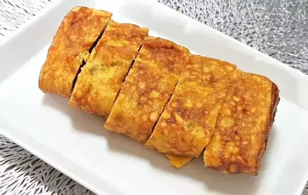 玉子焼きに『大さじ1杯』、何を入れる？　冷めてもおいしいアレンジに「旨味たっぷり」「お弁当に入れたい！」