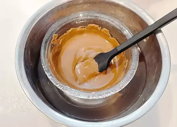 余った風船を『チョコレート』にドボン　企業のアイデアに「子供がよろこぶ！」
