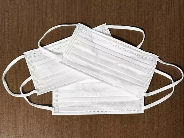 折りたたんだマスクで拭くだけ！　笑っちゃうほど蛇口がピカピカになった【活用法】