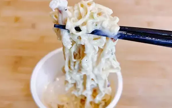 冷水専用『カップヌードル』に注いだのは、冷水ではなく？　「まろやか」「スープも全部飲み干したい」