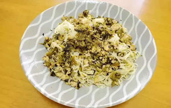 めんつゆだけで食べない！　そうめんの温かい食べ方に「10分でできた」「これ箸が進む！」